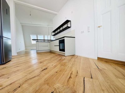 Traumhafte Dachgeschosswohnung in Berlin-Neukölln