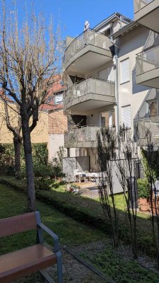 Nähe Uniklinik, kleines gemütliches Appartement mit Balkon und auch Platz für Ihr Auto und Fahrrad