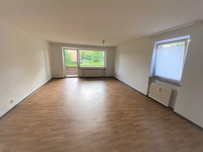 Stadtnah: Helle 1-Zimmer-Wohnung in Lüchow mit Balkon