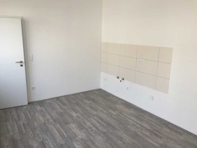 Freundliche 2-Zimmer-Wohnung mit Terrasse, Garten und Stellplatz zur Miete in Lahnstein