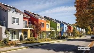 Attraktives Reihenendhaus mit offener Wohnküche und 2 Pkw-Stellplätzen