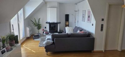 Vollklimatisierte Dachgeschoss-Maisonette in Toplage von Ensen