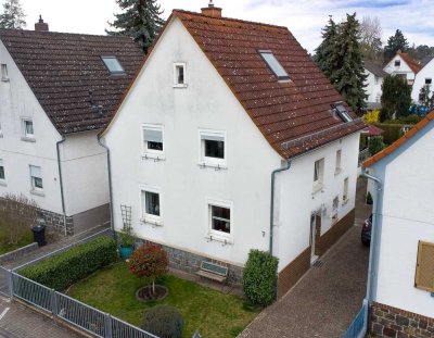 Zweifamilienhaus mit möglicher Mieteinnahme – provisionsfrei vom Eigentümer