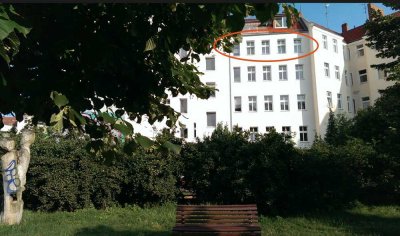 PROVISIONSFREI, Lichtdurchflutete, kernsanierte Oase mit Parkblick im ruhigen Gartenhaus
