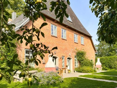 Großzügiges Hofanwesen in Ostseenähe für flexible  Wohnkonzepte
