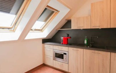 Seniorengerechte 2,5-Zimmer-Wohnung mit heller Atmosphäre in Ludwigshafen-Mundenheim