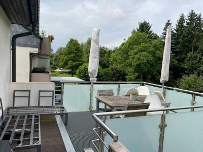 Gehobene Wohnung mit dreieinhalb Zimmern und Balkon in Lünen Niederaden / Garage und Stellplatz