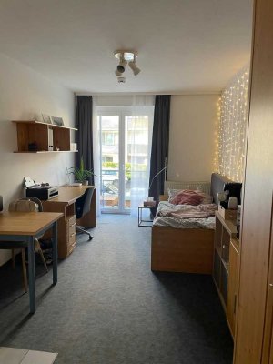 Student*innen-Appartment direkt gegenüber der Uni mit Balkon und Außenstellplatz