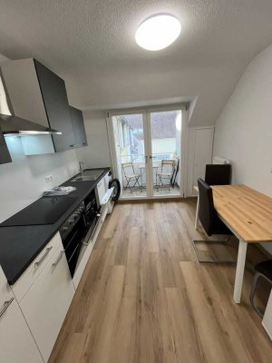 ** Studenten aufgepasst! = Umfassend sanierte, möblierte 3-Zimmer-Wohnung in Citylage - Nähe Uni!