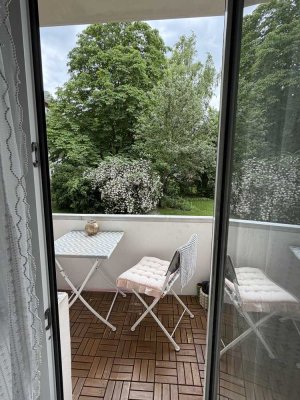 Sanierte Hochparterre-Wohnung mit schönem Süd-Balkon in Döhren