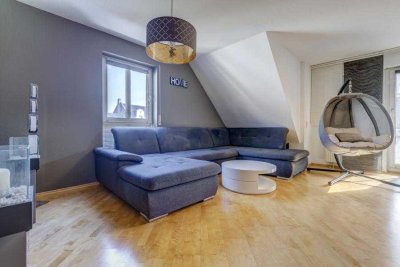 Mainz-Weisenau: Lichtdurchflutete 3-Zimmer-Maisonette mit Dachterrasse & Garage in ruhiger Lage