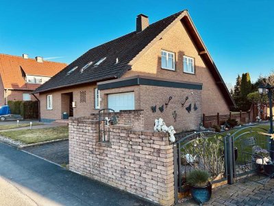 1 Familienhaus 2 Wohnungen in Idyllischer,Ländlicher Lage