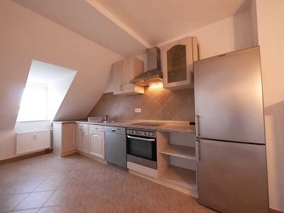 Zentrale 3,5-Raum-Wohnung mit EBK zu vermieten ab März 2026