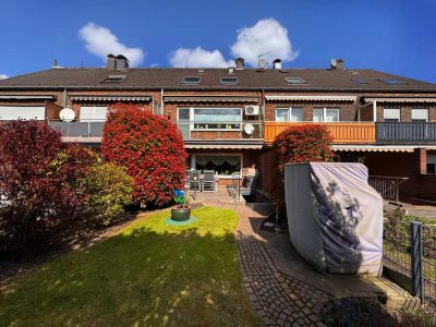 Bezugsfreies und geräumiges Reihenmittelhaus mit zwei Garagen und Garten