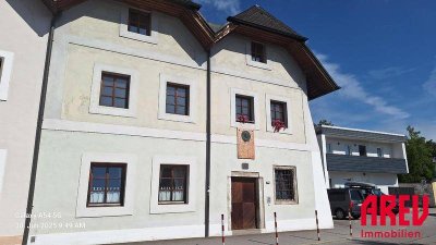 Individuelle Altbauwohnung