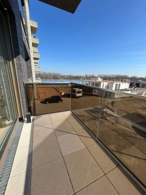 *AQA Zollhafen* - Helle 2-Zimmer Wohnung mit Loggia &  Balkon