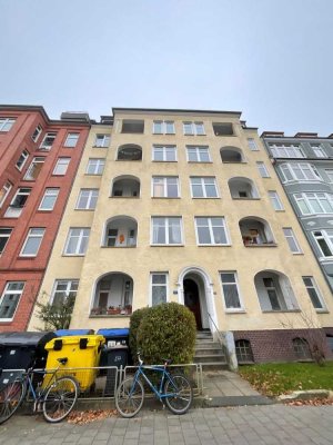 Geräumige 4-Zimmer-Wohnung mit zwei Balkonen in Kiel-Schreventeich
