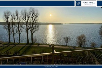 Unverbaubarer Müritz - Panoramablick über alle Etagen, Stadthaus in Hanglage, im Stadtzentrum