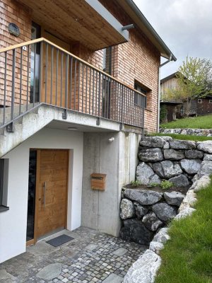 Einliegerwohnung mit eineinhalb Zimmern, Terrasse und EBK in Scheidegg