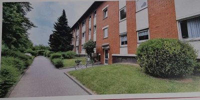 Exklusive, gepflegte 3-Zimmer-Wohnung mit Balkon und EBK in Eil, Köln