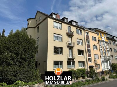 GEPFLEGTE 3-ZIMMER DACHGESCHOSSWOHNUNG MIT URBANEM FLAIR IN ZENTRALER LAGE VON BONN ENDENICH