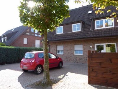 Wunderschöne, lichtdurchflutete 3-Zimmer-  Wohng.  mit Balkon in Erkelenz-Hetzerath