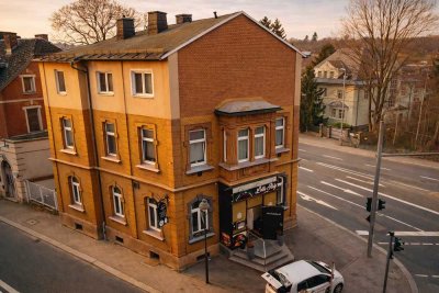 Vollvermietetes MFH mit Gewerbe in Hof