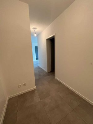 Exklusive 2-Zimmer-Erdgeschosswohnung mit Terrasse und EBK im Pioneer-Park Hanau (Wolfgang)