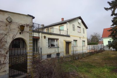 Großes Grundstück mit Haus nähe Wr Neustadt