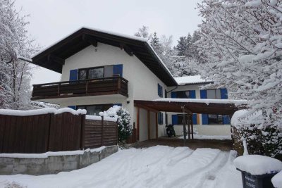 Freundliche 3,5 -Raum-Wohnung mit EBK und Balkon nähe Prien