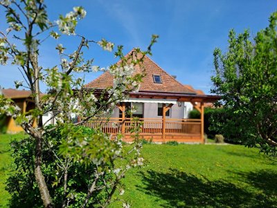 Moderne Wohnträume werden wahr: Einfamilienhaus mit Garten, Terrasse und Garage Nähe der Golf-Thermenregion Stegersbach!