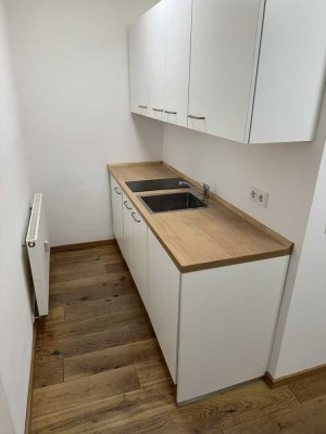 1-Zimmer Wohnung mit Balkon in München-Solln
