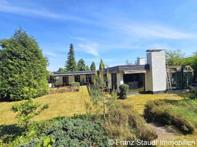 Bungalow in traumhafter Lage und eigenem Wald