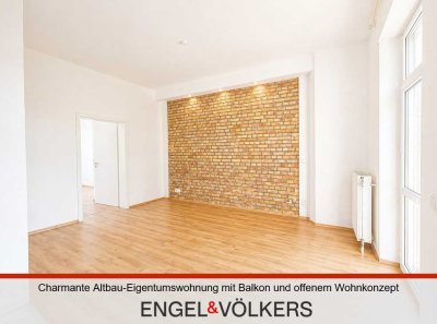 Charmante Altbau-Eigentumswohnung mit Balkon und offenem Wohnkonzept