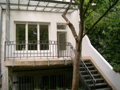 Familienfreundliche 4-5 Zimmer-Wohnung mit Terrasse und eigenem Garten in Bonn-Musikerviertel