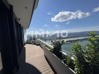 ERSTBEZUG: Doorman, exklusiver Members Club (Gym, Sauna, Pool, Bar), Lounge - Top Ausblick