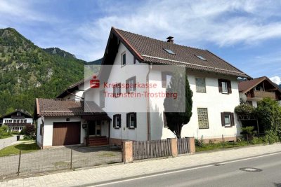 Sanierungsbedürftiges Investitionsobjekt im Herzen des Achentals