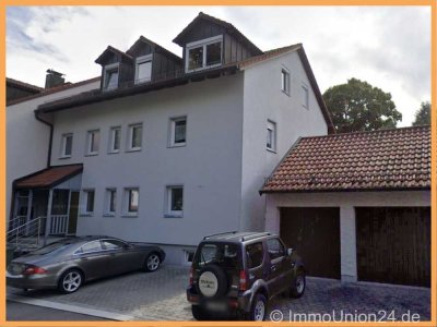 SOFORT freie und charmante 3 Zimmer 76 qm Wohnung mit Garage