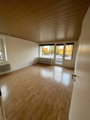 Stade-Wiepenkathen 3-Zi Whg., großer Balkon, neue Küche, eigener Stellplatz