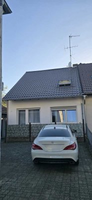 Ihr neues Zuhause: Leben im eigenen Haus in begehrter Lage in Darmstadt