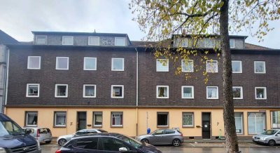 Erstbezug nach Renovierung+ 2 Zimmer+ Küche+ 2.OG