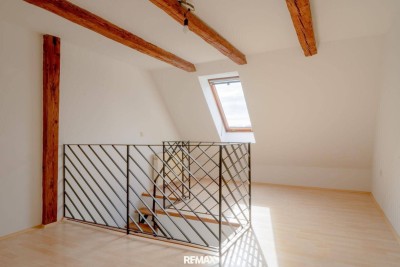 Wohnen mit Weitblick – Maisonette mit historischem Flair
