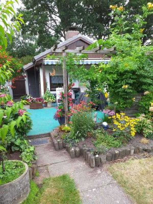 Ohne Käuferprovision: Massiv gebautes Gartenhaus direkt am Osterdeich, nahe des Weserstadions!!