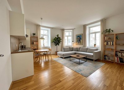 Ein kurzer Spaziergang zur U6 - Schöner Altbau mit Aufzug - Einbauküche inklusive