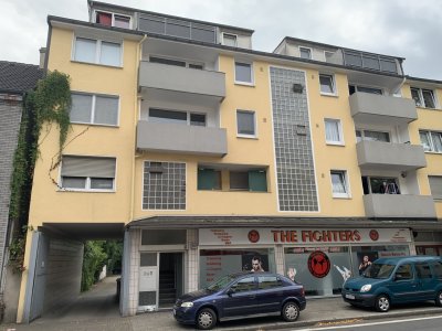 Moderne 2 Zimmer Wohnung mit Balkon zu vermieten - Gesamtpreis 759€