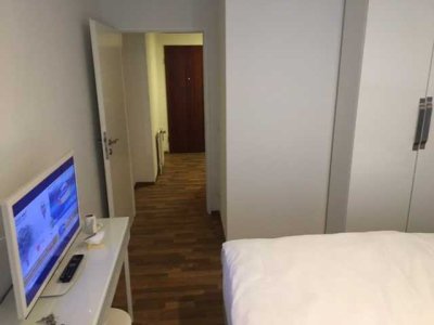 Attraktives  möbliertes 1-Zimmer-Apartment nähe UKD 690 Warmmiete