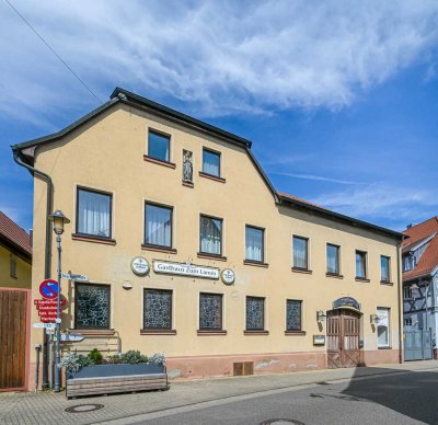 NEU! - Ehemaliger Dorfgasthof mit Nebengebäuden und Wohnraum in Zellingen zu verkaufen
