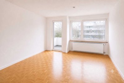 Modernisiertes Appartement mit Loggia und Aufzug in Uninähe