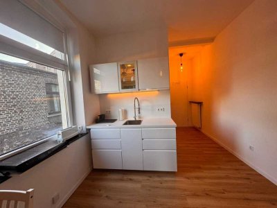 Stilvoll möblierte 1-Zimmer-Wohnung in ruhiger Lage – mitten in Neuss