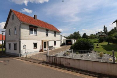 Bezahlbares Einfamilienhaus mit wunderschönem Garten und viel Potenzial